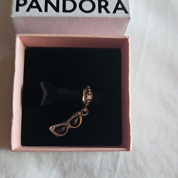 Pandora Authentic Sunglasses Charm Silver - Picture 12 of 16